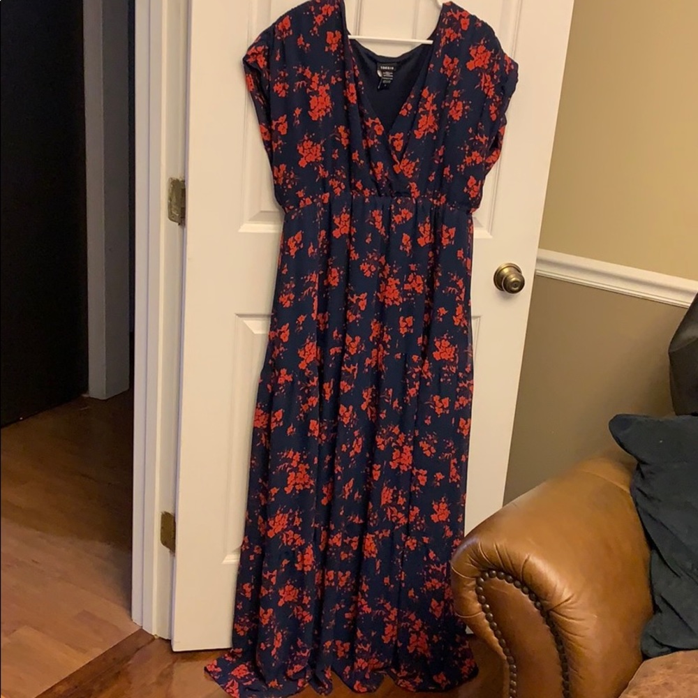 Beautiful red and blue maxi v-neck Torrid Size 3